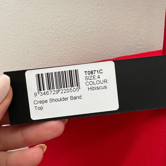 NWT Nicholas Off the Shoulder Blouse (Crepe Shoulder Band) - Picture 9 of 12